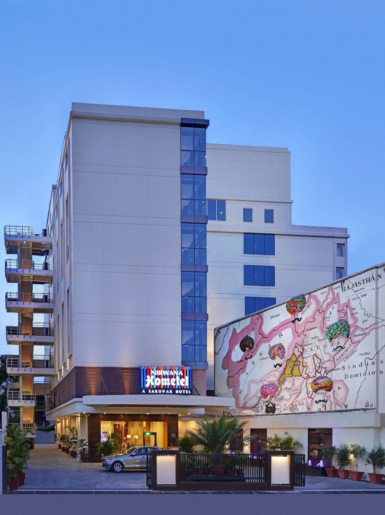 เนอร์วานา โฮมเทล ชัยปุระ – อะ ซาโรวาร์ โฮเต็ล Hotel ภายนอก รูปภาพ
